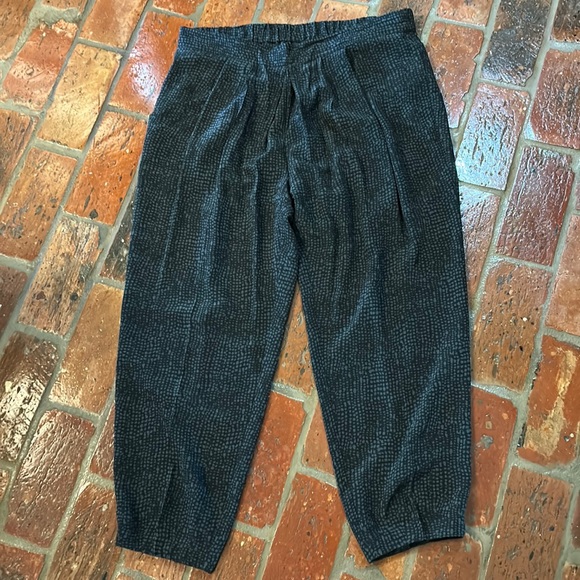 Eileen Fisher 100% Silk Georgette Pleat Pants szLP - Picture 3 of 14